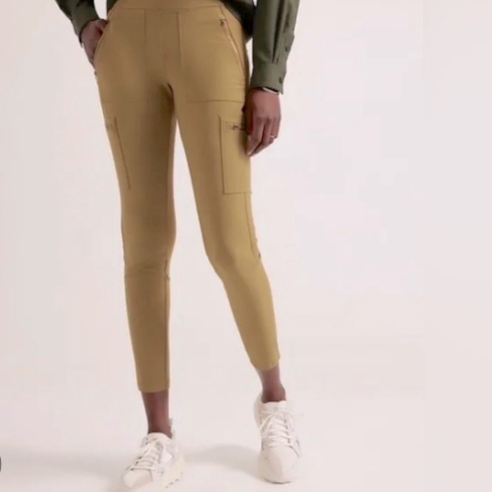 Athleta Sage Green Leggings